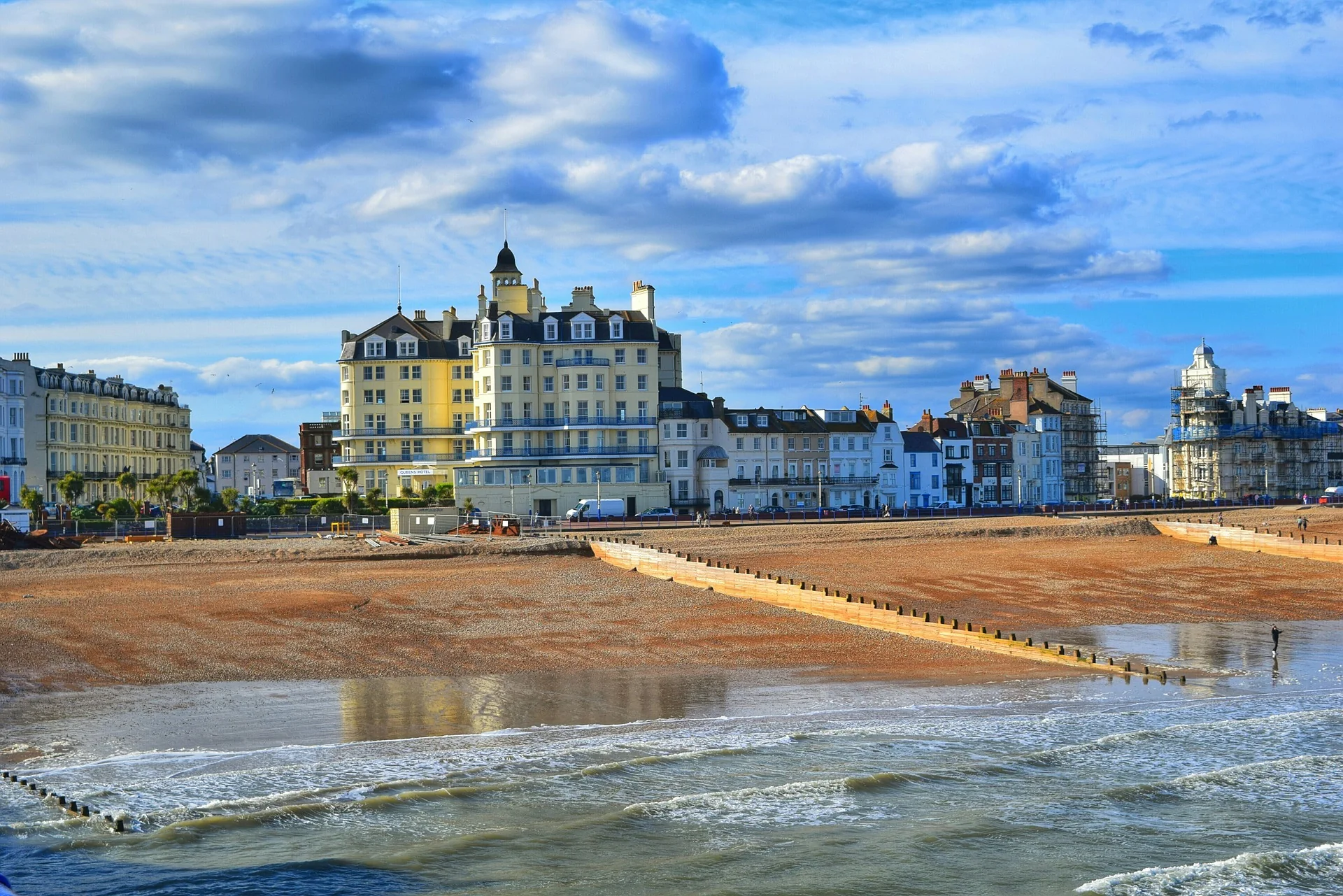28 Eastbourne Apartments
